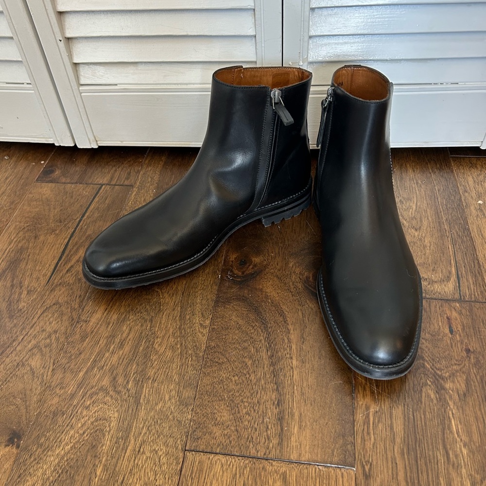 Men’s black boot. Side zipper. Olimpiari S. Moritz Italian Leather size 9 1/2